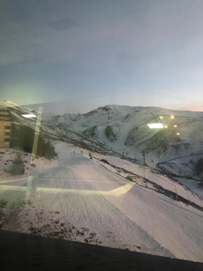 Apartamento Al lado de Plaza Sierra Nevada Exterior foto